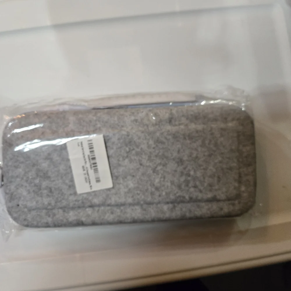 N/A stylish gray